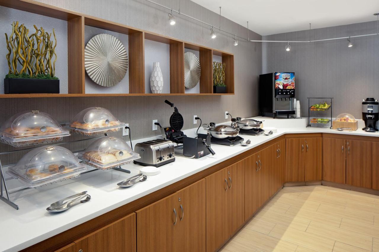 Springhill Suites By Marriott Detroit Metro Airport Romulus Bagian luar foto