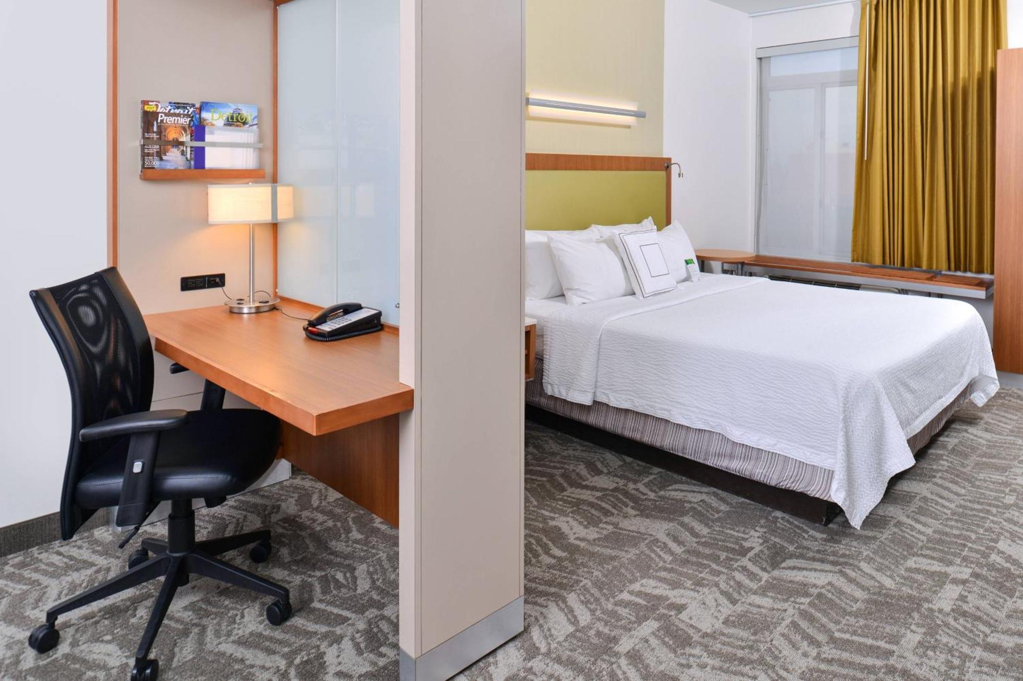 Springhill Suites By Marriott Detroit Metro Airport Romulus Bagian luar foto