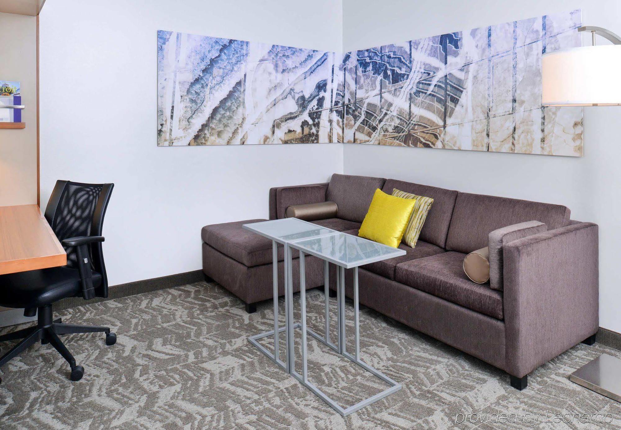 Springhill Suites By Marriott Detroit Metro Airport Romulus Bagian luar foto